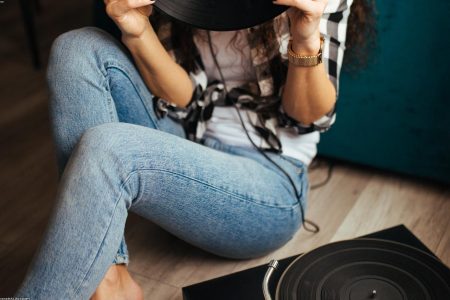 Roborock Qrevo S5V vs F25 ACE Pro: Which Smart Cleaner Fits Your Home in 2026?