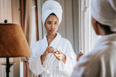 5 Best Retinol Serums for Beginners Over 40 That Work