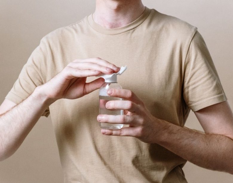 Cerave Hydrating Cleanser Vs La Roche-Posay Toleriane Purifying Cleanser: CeraVe vs. La Roche-Posay: Best Cleanser for Sensitive Skin Cerave Hydrating Cleanser Vs La Roche-Posay Toleriane Purifying Cleanser: CeraVe vs. La Roche-Posay: Best Cleanser for Sensitive Skin