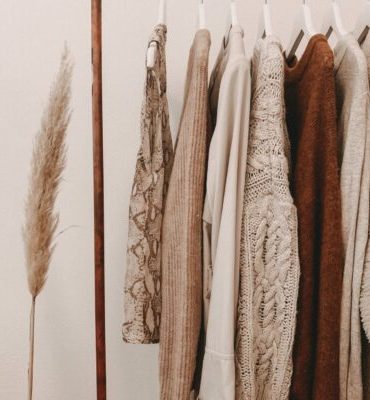 How to Give Your Wardrobe a Vintage Makeover