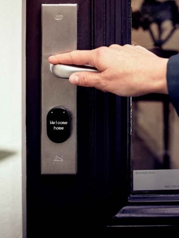 Stuck Outside? How Smart Locks Prevent Lockouts and Boost Home Security
