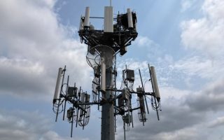 How to Create Stunning Outdoor Photoshoots with Reliable 5G Connectivity