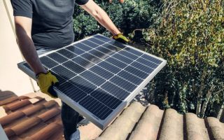Anker SOLIX C300: Solar Generator vs. Portable Power Station Compared