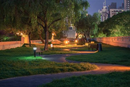 DEWENWILS-AMZ Pathway Lights vs Brass Landscape Lights: Which Low Voltage Option Lasts?