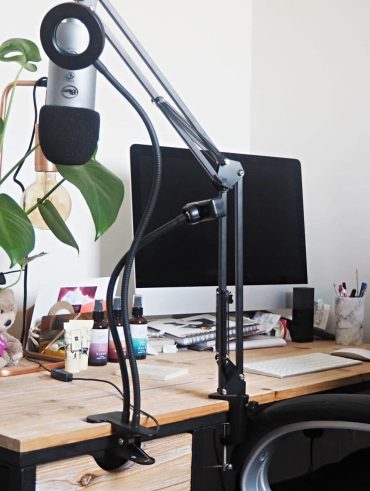 5 Benefits to Using a Standing Desk