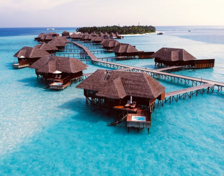 A Complete Guide to Selecting the Right Type of Accommodation for Your Maldives Adventure