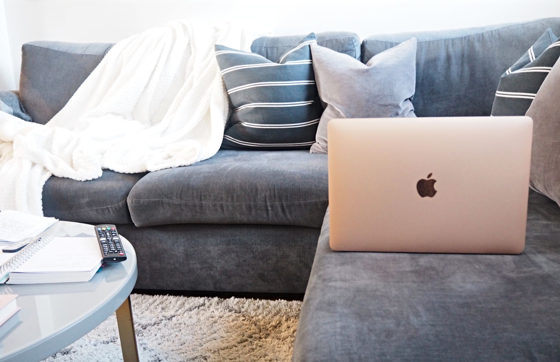 6 Ideas For a Stress-Relieving Night In