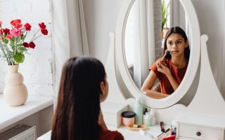 Makeup Brushes For Beginners: 7 Makeup Brushes Beginners Need and How to Use Them