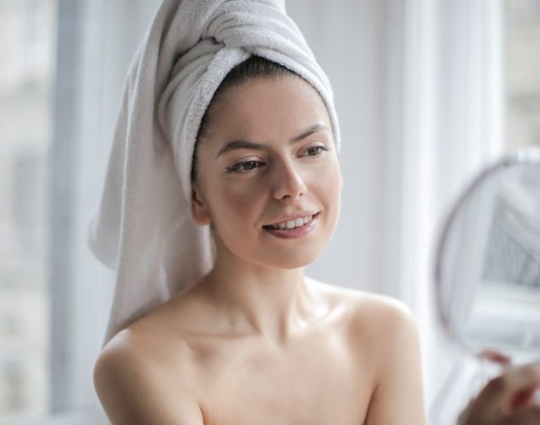 Retinol for Beginners: The 12-Week Plan That Skips the Redness